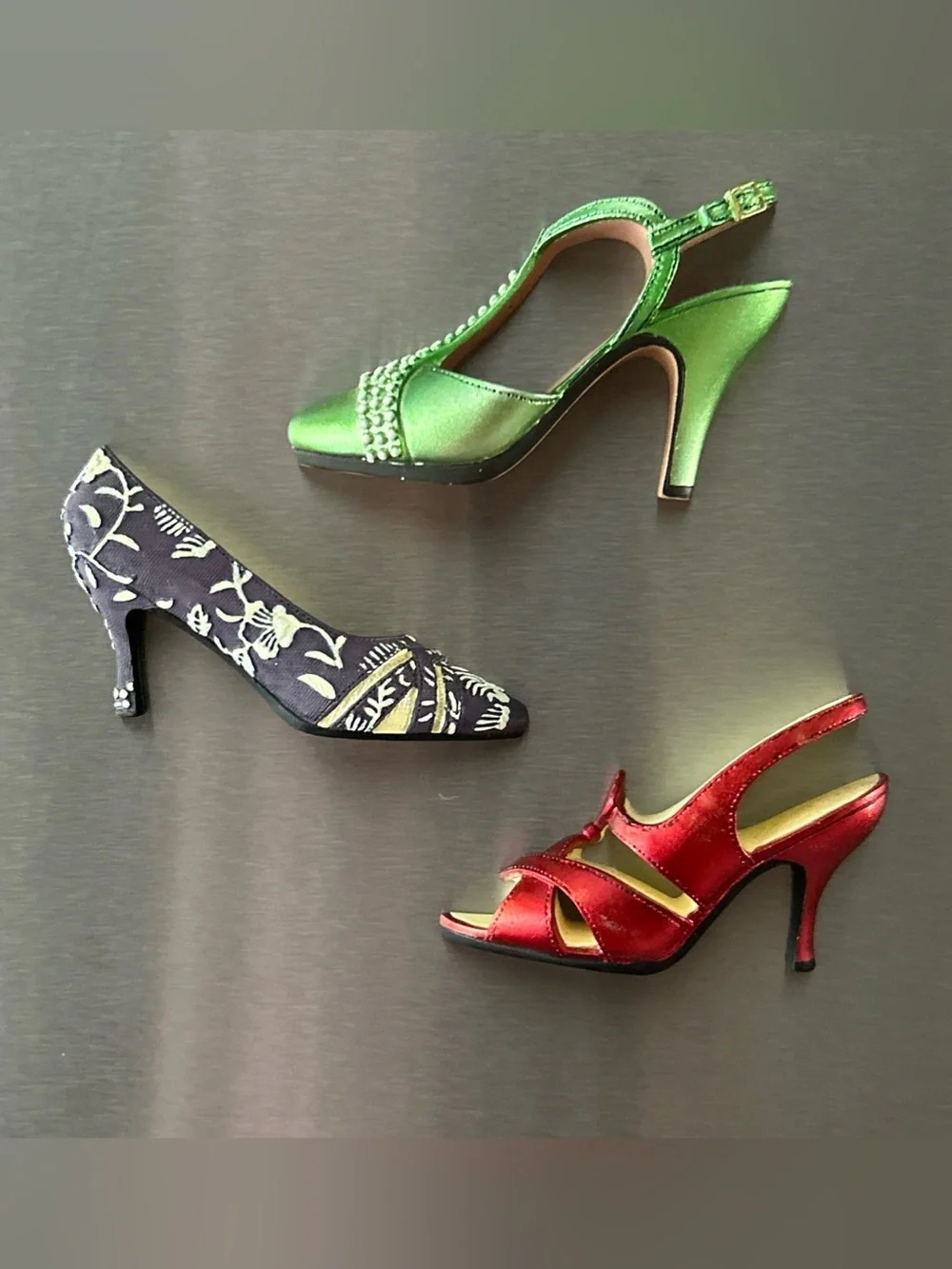 Designer Shoe Magnets MMA Metropolitan Museum Of Art Set of 3 High Heel Vintage